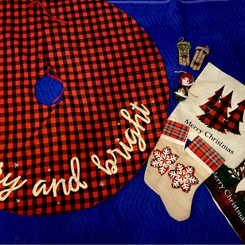 Black and Red Plaid Holiday Home Decor Bundle